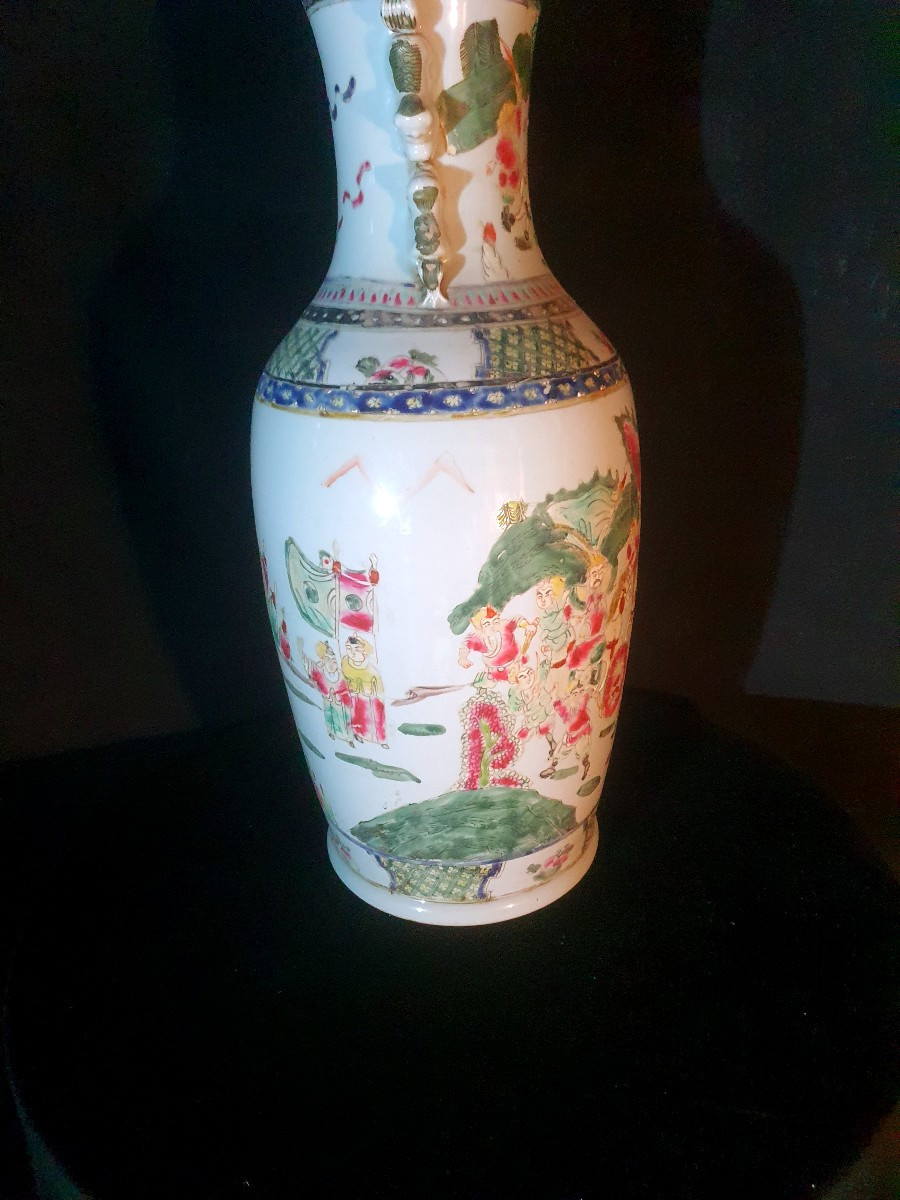 China Famille Rose Vase.-photo-4