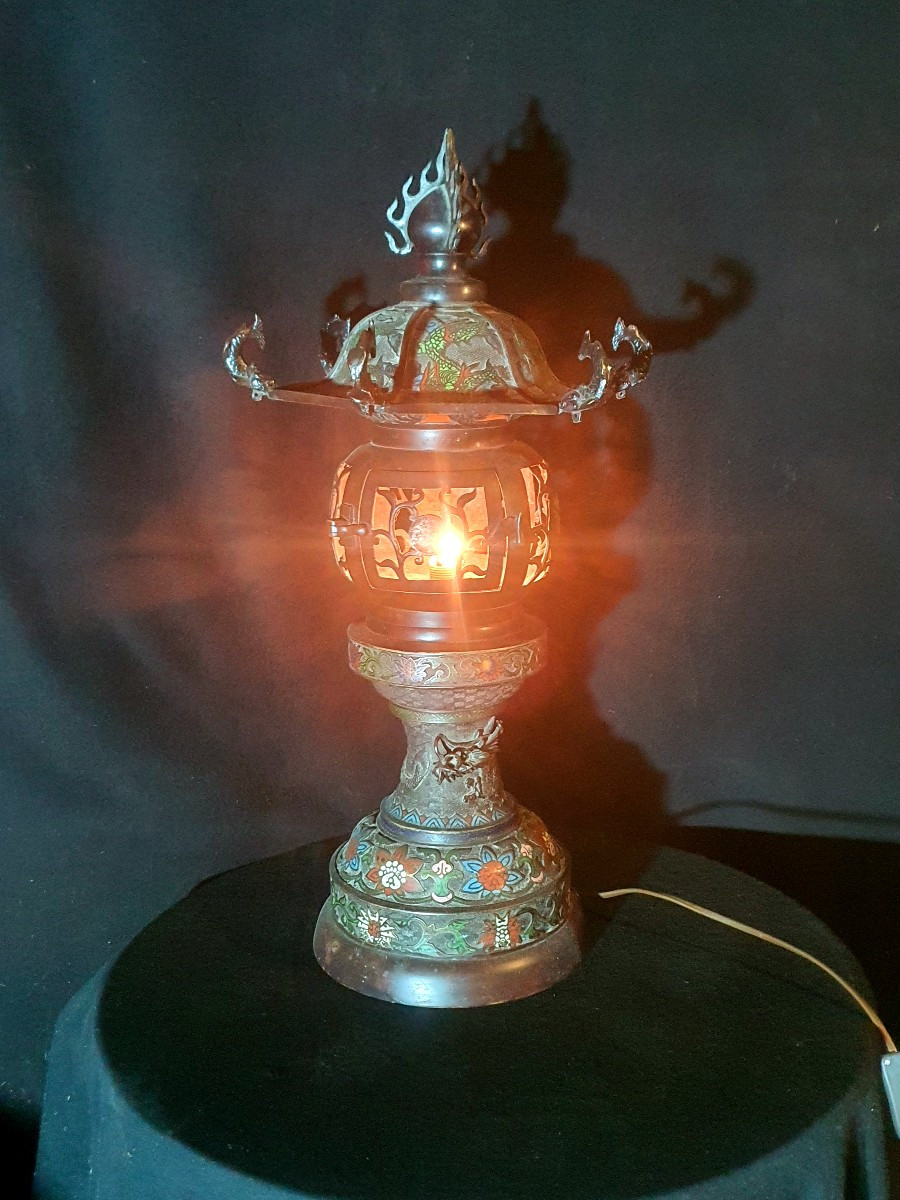 Bronze Temple Lantern, China Japan.-photo-3