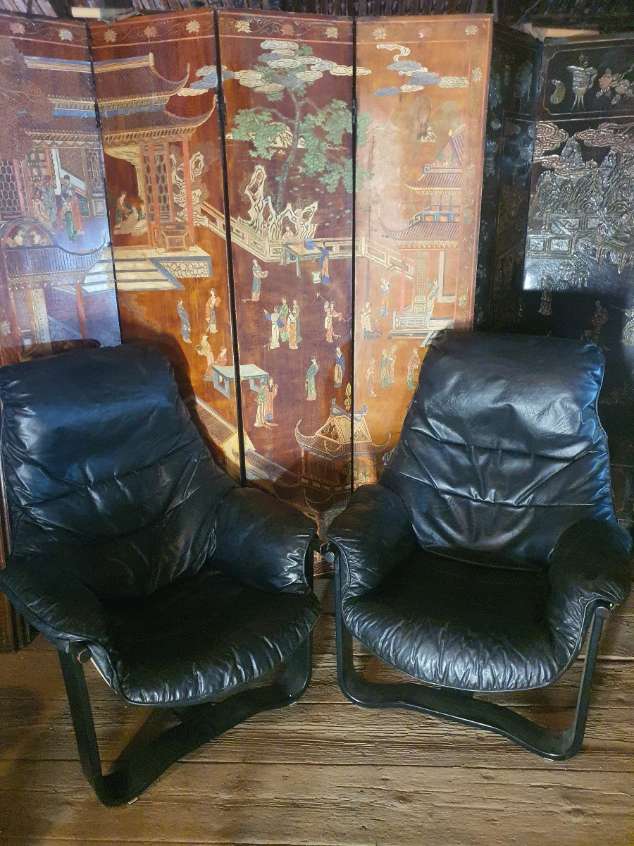 Paire de fauteuils cuir vintage Norvège. -photo-2