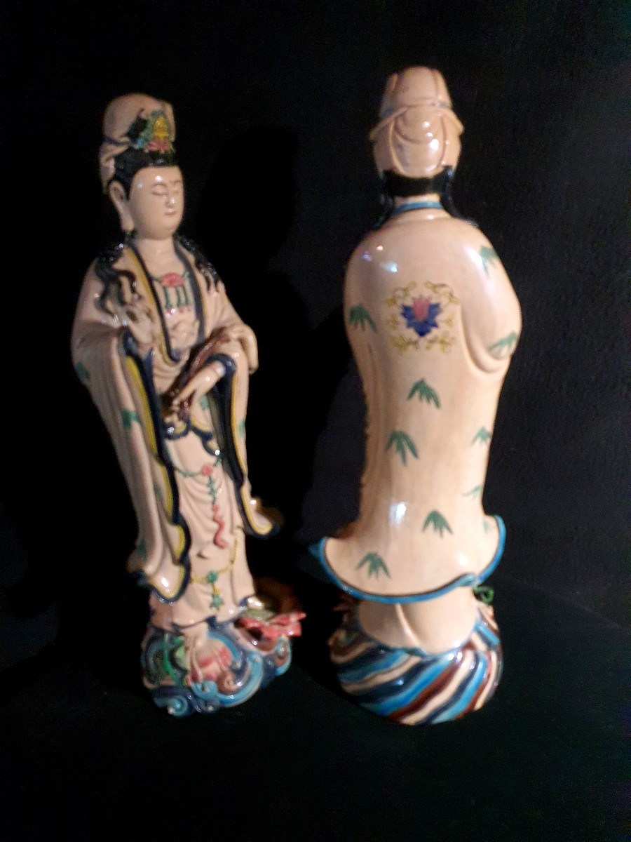 Paire de sculptures Guanyin, Chine.-photo-1