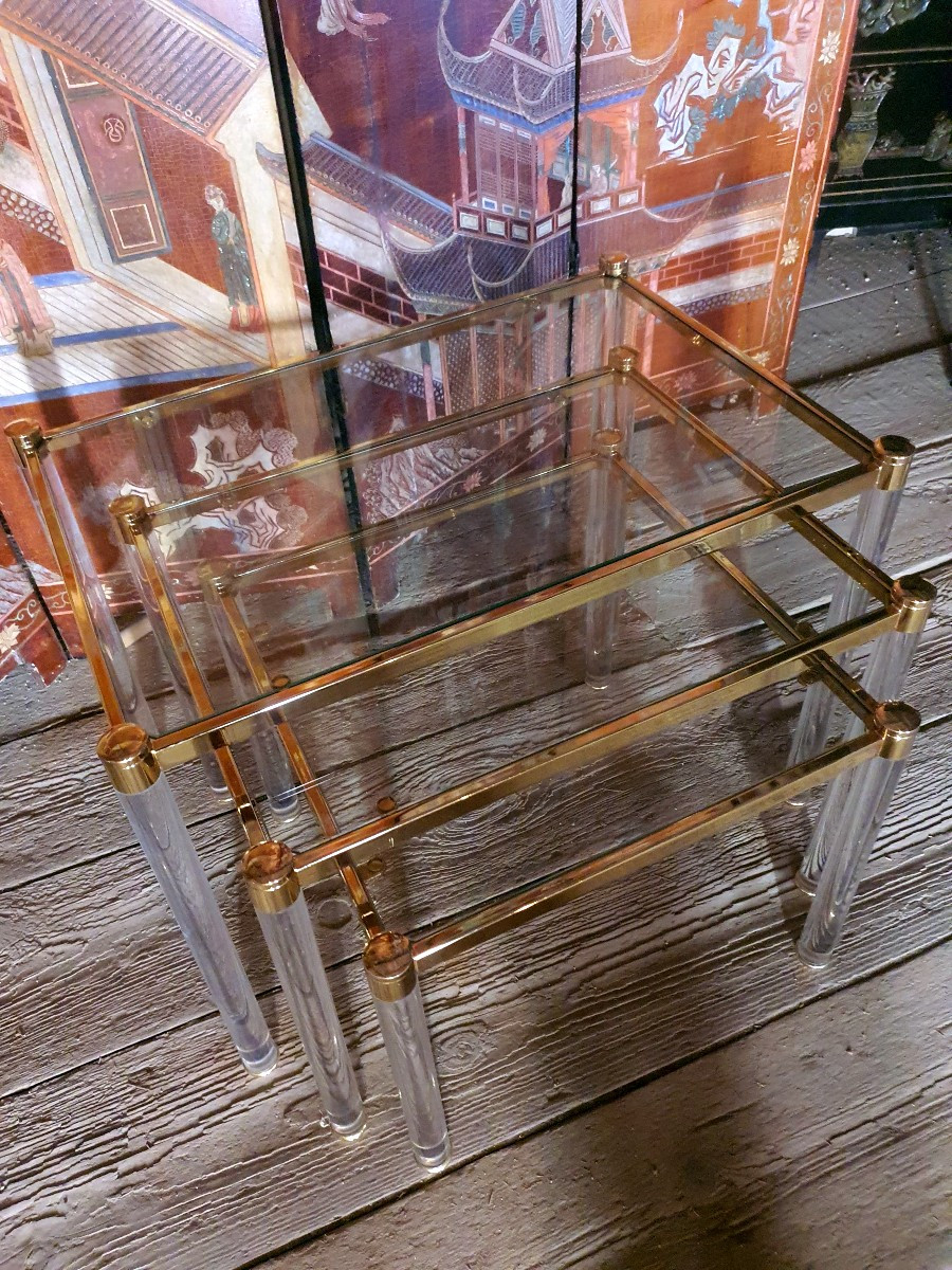 Series Of Three Nesting Tables In Gilded Brass And Plexiglas, Lucite.-photo-2