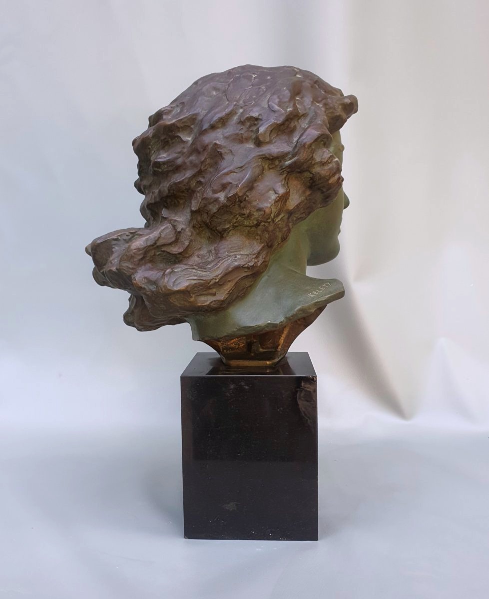 Young Female Art Deco Bust By Alexandre Kelety.-photo-4