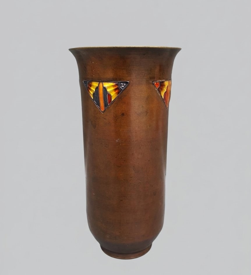 Vase dinanderie art déco, Paul Mergier série Évolution.