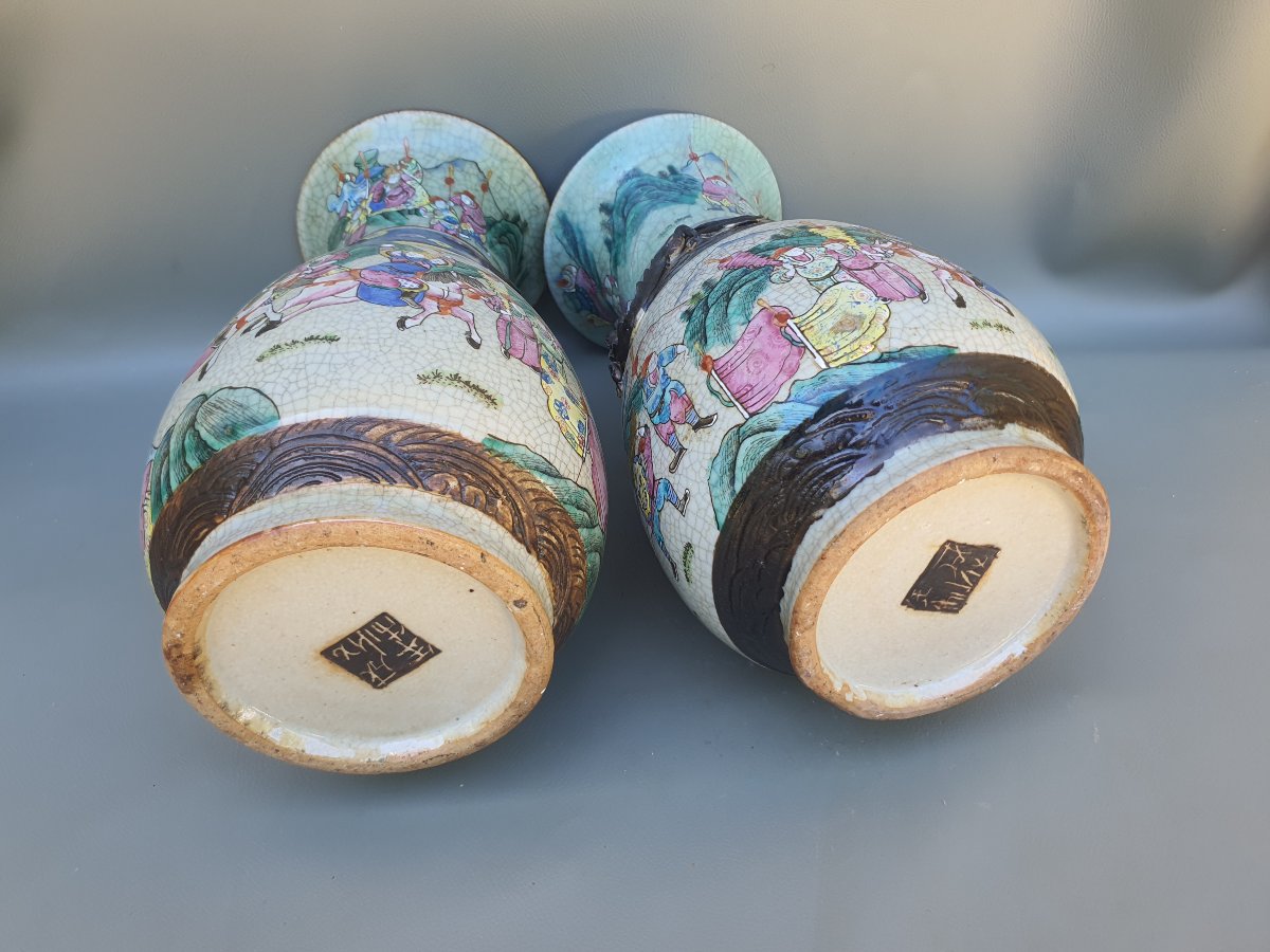 Pair Of Vases From Nanjing, China.-photo-3