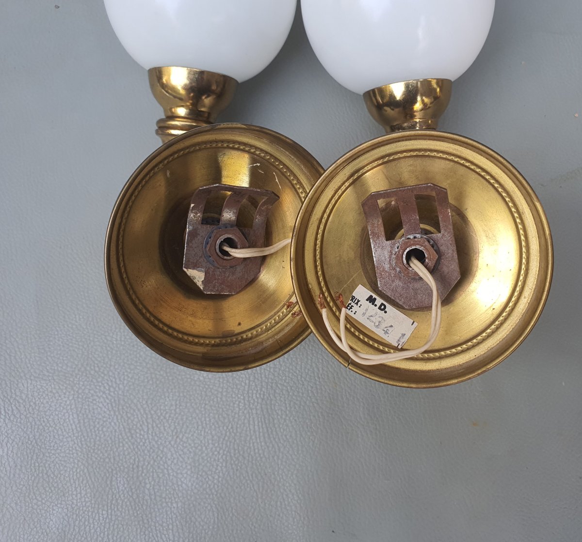 Paire d appliques mains bronze Maison Jansen. -photo-4