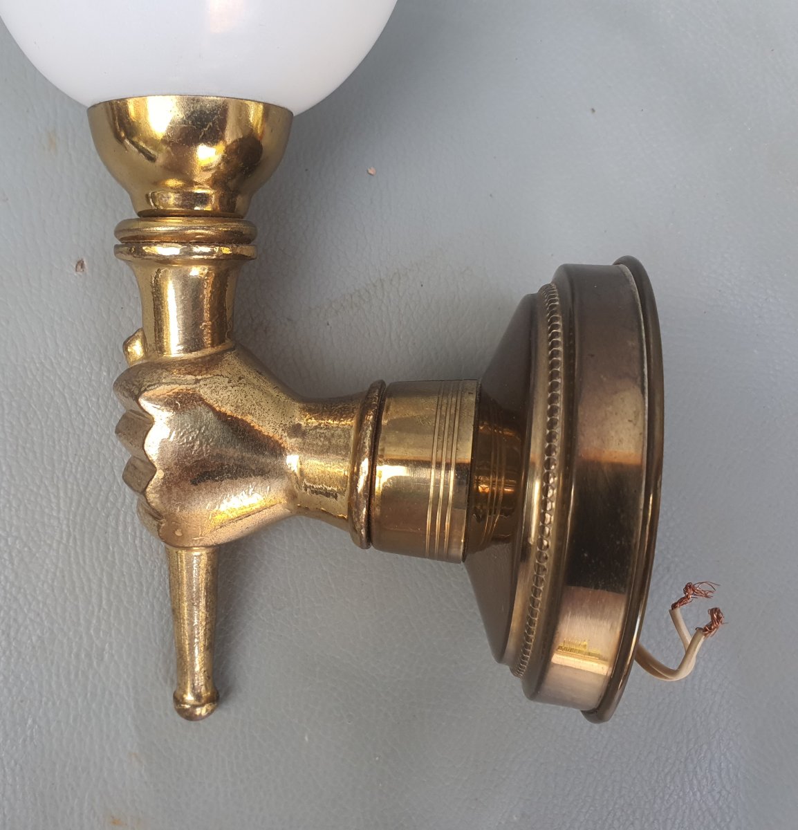 Paire d appliques mains bronze Maison Jansen. -photo-2