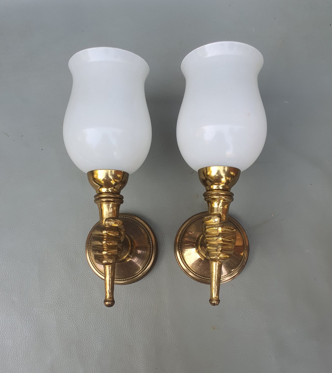 Paire d appliques mains bronze Maison Jansen. -photo-4