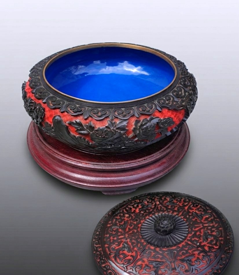 Chinese Box With Cinnabar Lacquer-photo-2