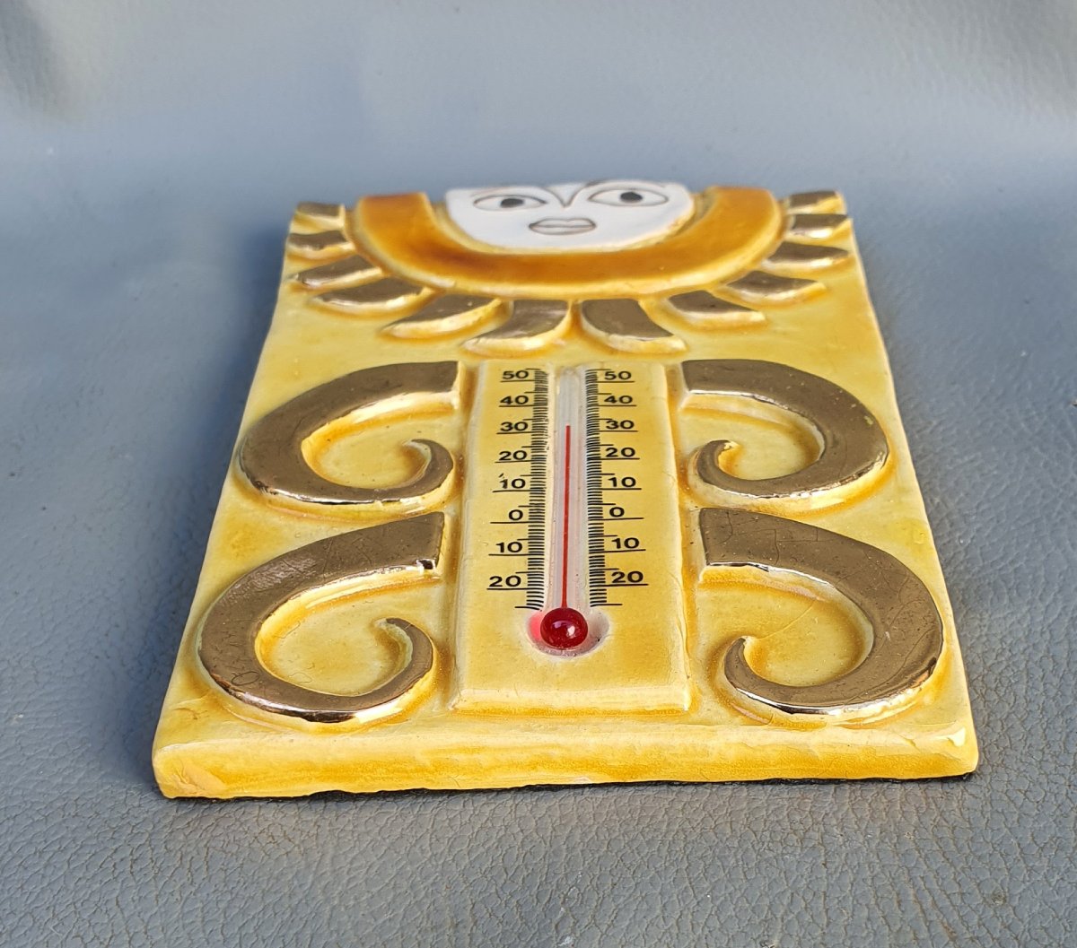 Mithé Espelt Sun Thermometer.-photo-4