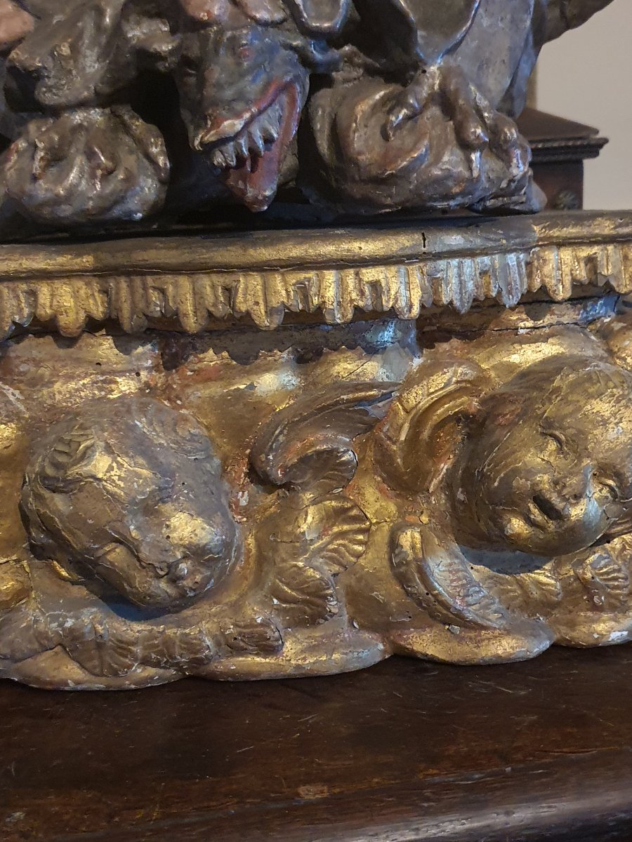 18th-century Baroque Virgin Mary Statue In Gilded Wood. -photo-2