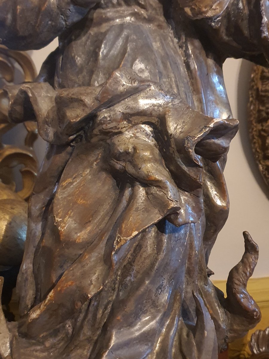 18th-century Baroque Virgin Mary Statue In Gilded Wood. -photo-3