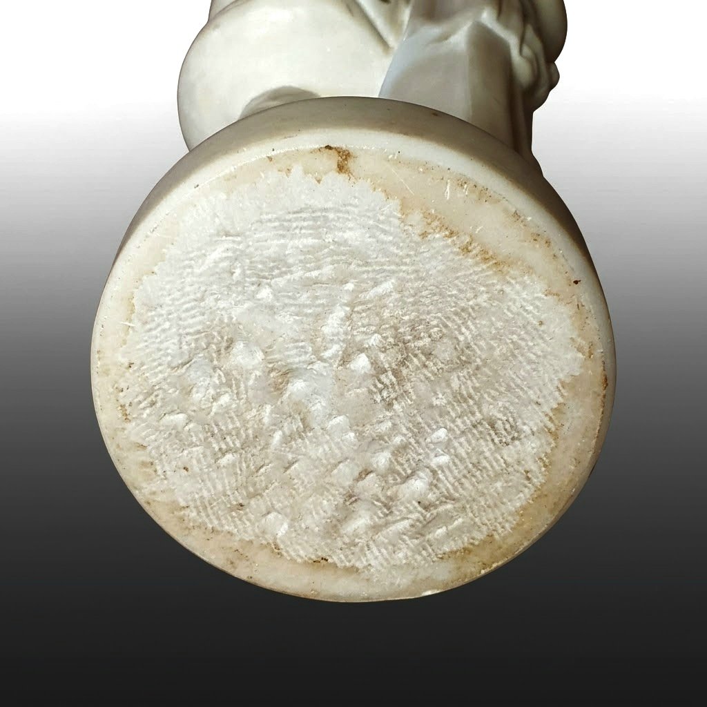 Neoclassical Marble Sculpture, Hestia Or Vesta-photo-3
