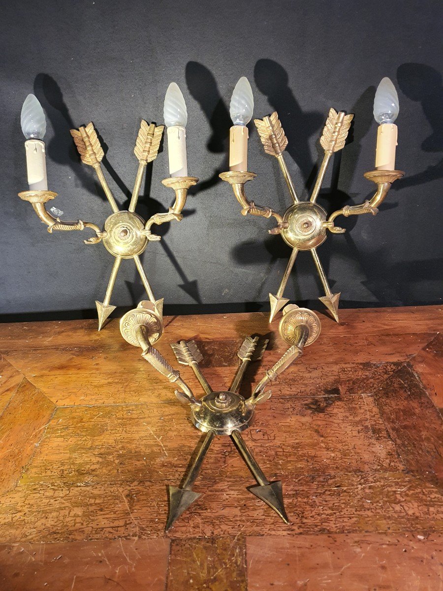 Série De trois Appliques Aux Aigles bronze doré. 