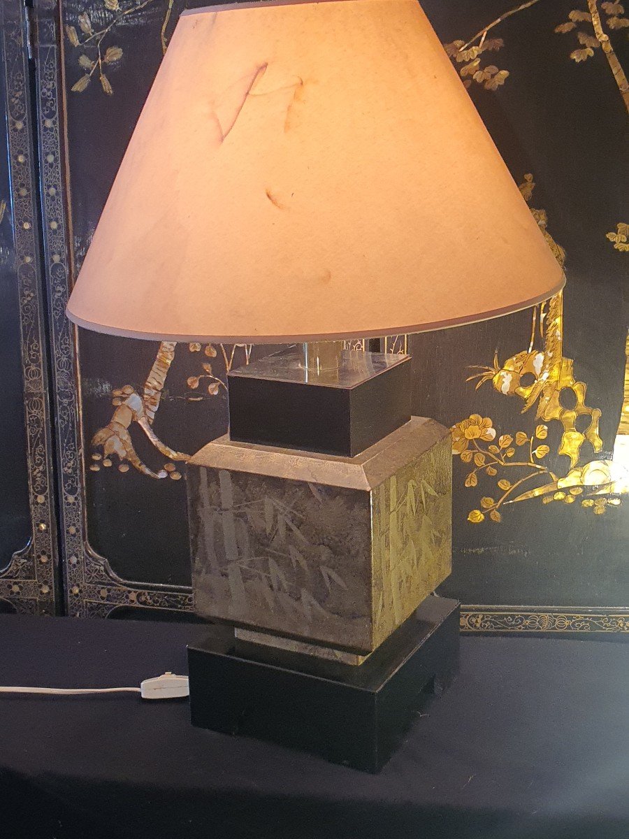 Large Chinese Inspired Lamp.-photo-4