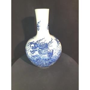 Vase Porcelaine Chine Bleu Et Blanc ,dragons