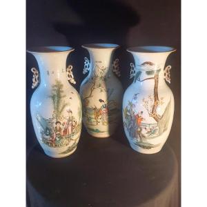 Série De Trois Vases Chine XIX Siècle Qing .