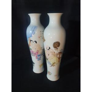 Pair Of Erotic Chinese Vases, Rose Family Chinese Republic. 
