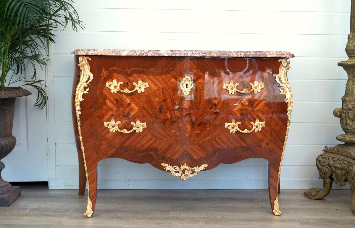 Laws XV Style Commode-photo-4