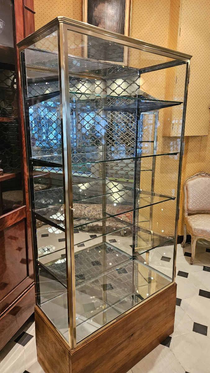 Paire De Vitrines  d'Exposition En Laiton.  Début Du XXème Siècle. -photo-3