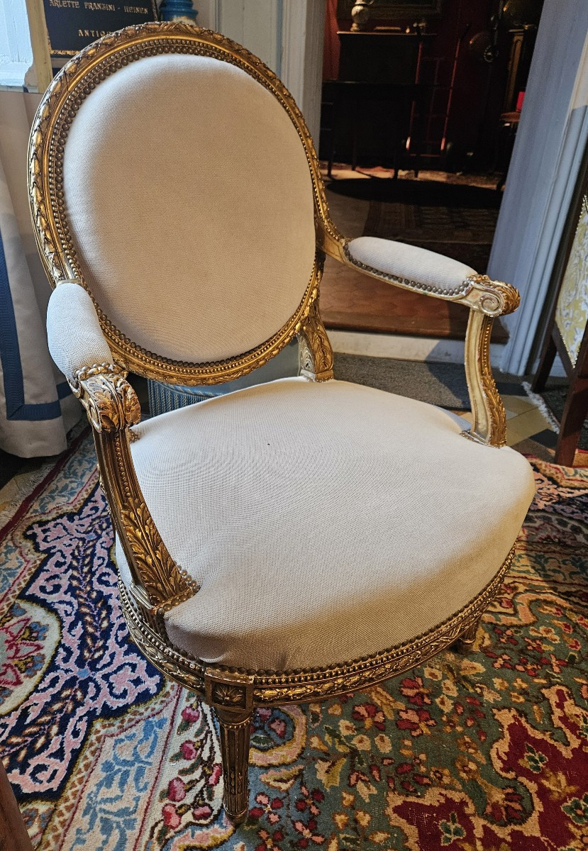 Salon en bois sculpté et doré de style Louis XVI d’époque Napoléon III.-photo-4