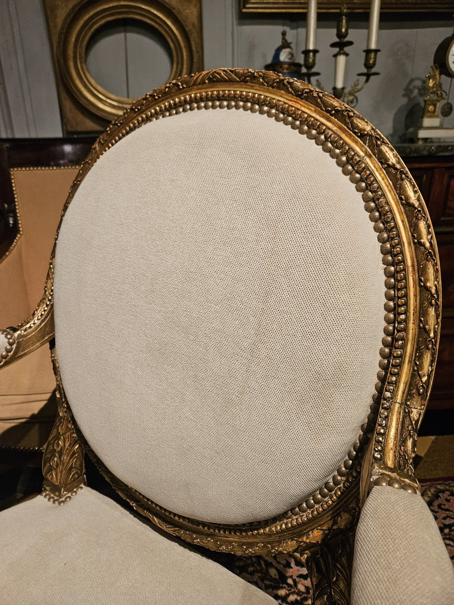 Salon en bois sculpté et doré de style Louis XVI d’époque Napoléon III.-photo-4