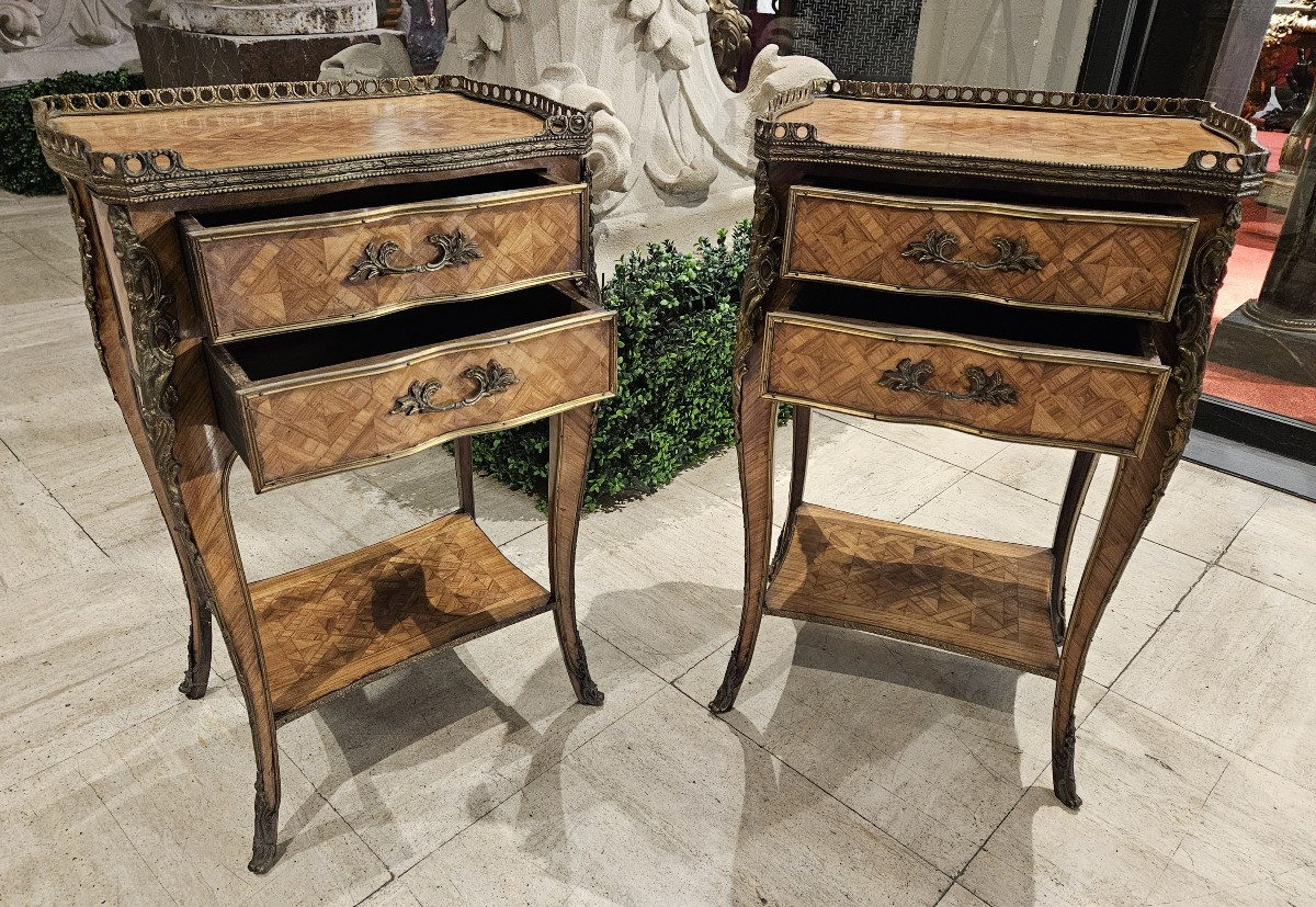 Paire de tables de salon, chevets de style régence époque 1900.-photo-6