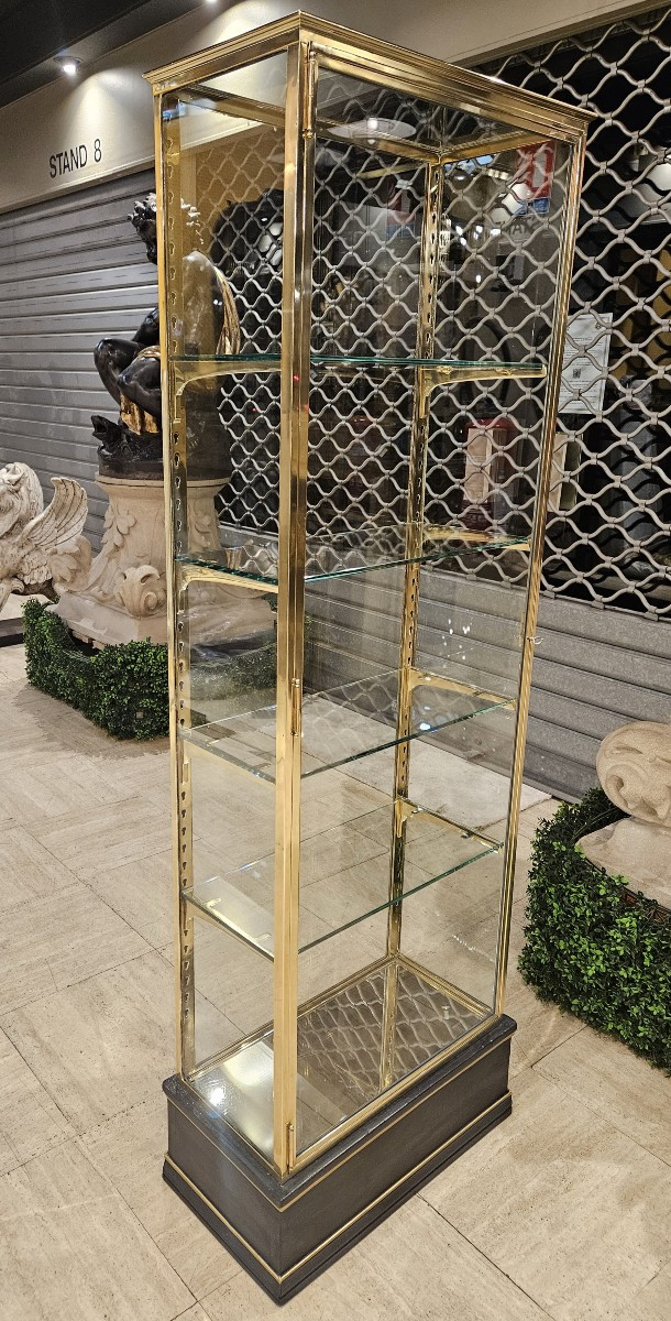 Full-sided Brass Display Cabinet From The 1900s.-photo-2