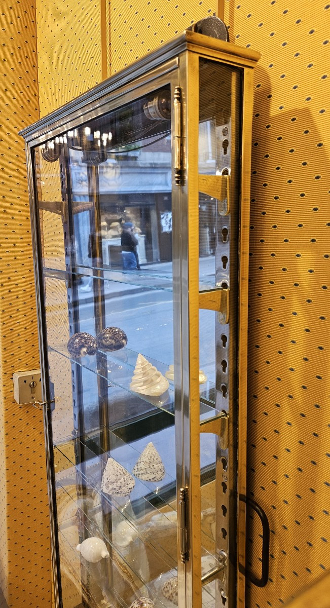 Petite vitrine murale en laiton début du XX° siècle.-photo-2