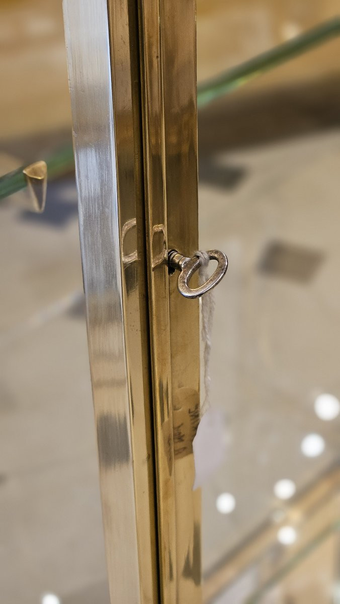 Vitrine en laiton toutes faces ouvrant par une porte à Gauche début XX° siècle-photo-6
