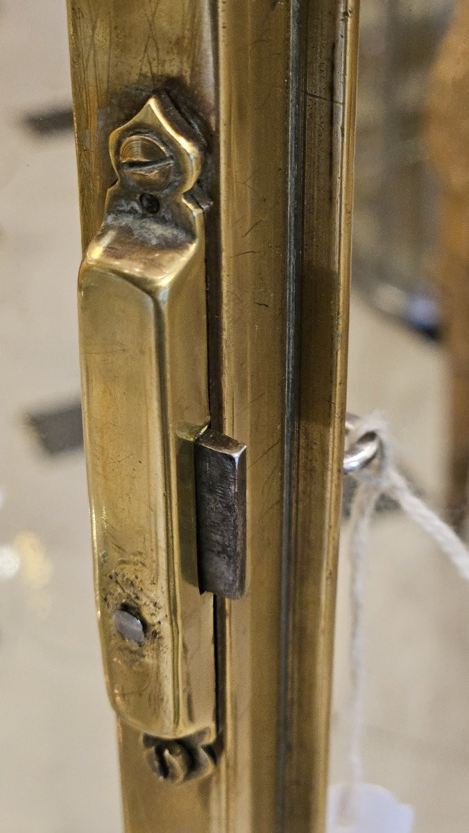 Vitrine en laiton toutes faces ouvrant par une porte à Gauche début XX° siècle-photo-7