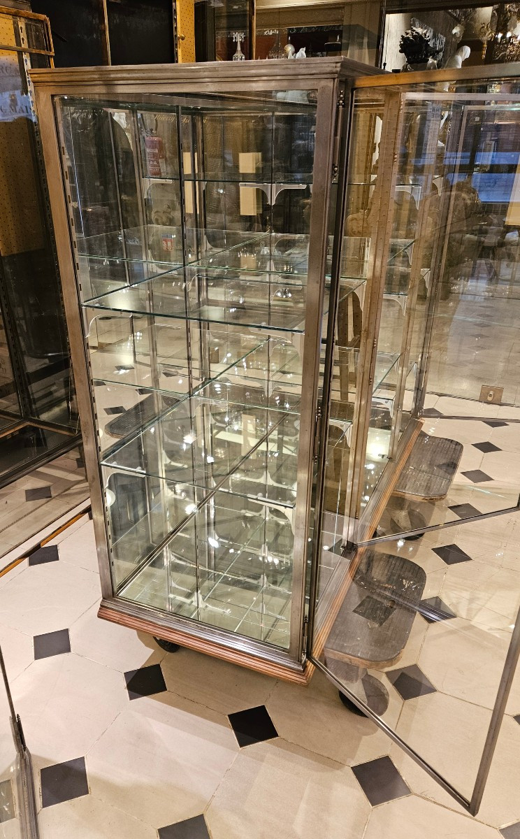 Grande Vitrine De Présentation  en acier poli.Fin du XIX°Siècle-photo-7
