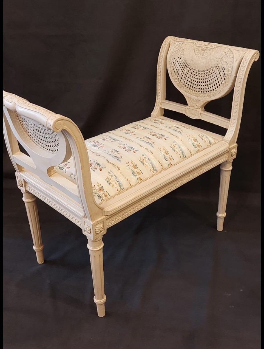 Banquette de piano de style Louis XVI. Epoque 1900.