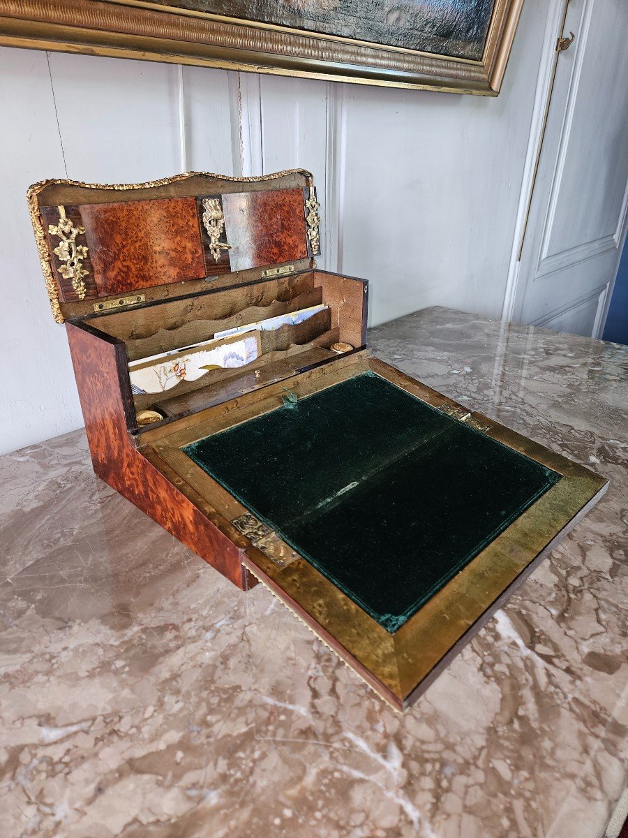 Beautiful Napoleon III Writing Desk In Marquetry Of Amboyna Burl And Rosewood.-photo-4