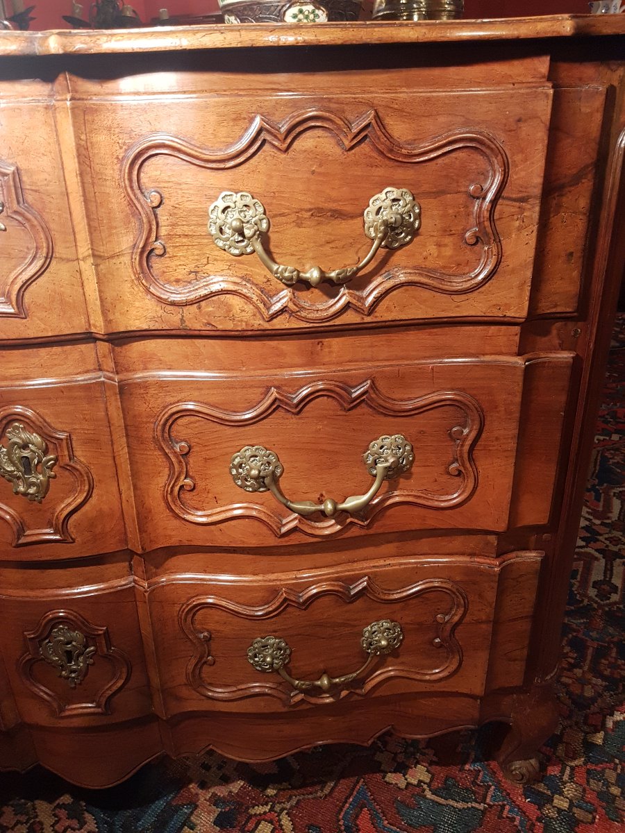 Louis XV-era Chest Of Drawers In The -photo-1