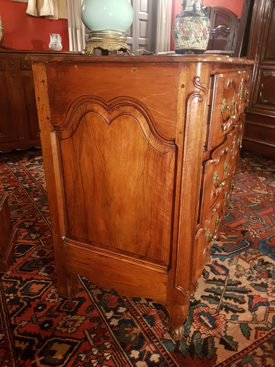 Louis XV-era Chest Of Drawers In The -photo-2