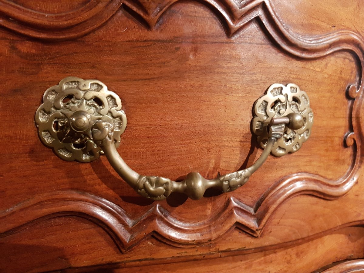 Louis XV-era Chest Of Drawers In The -photo-5