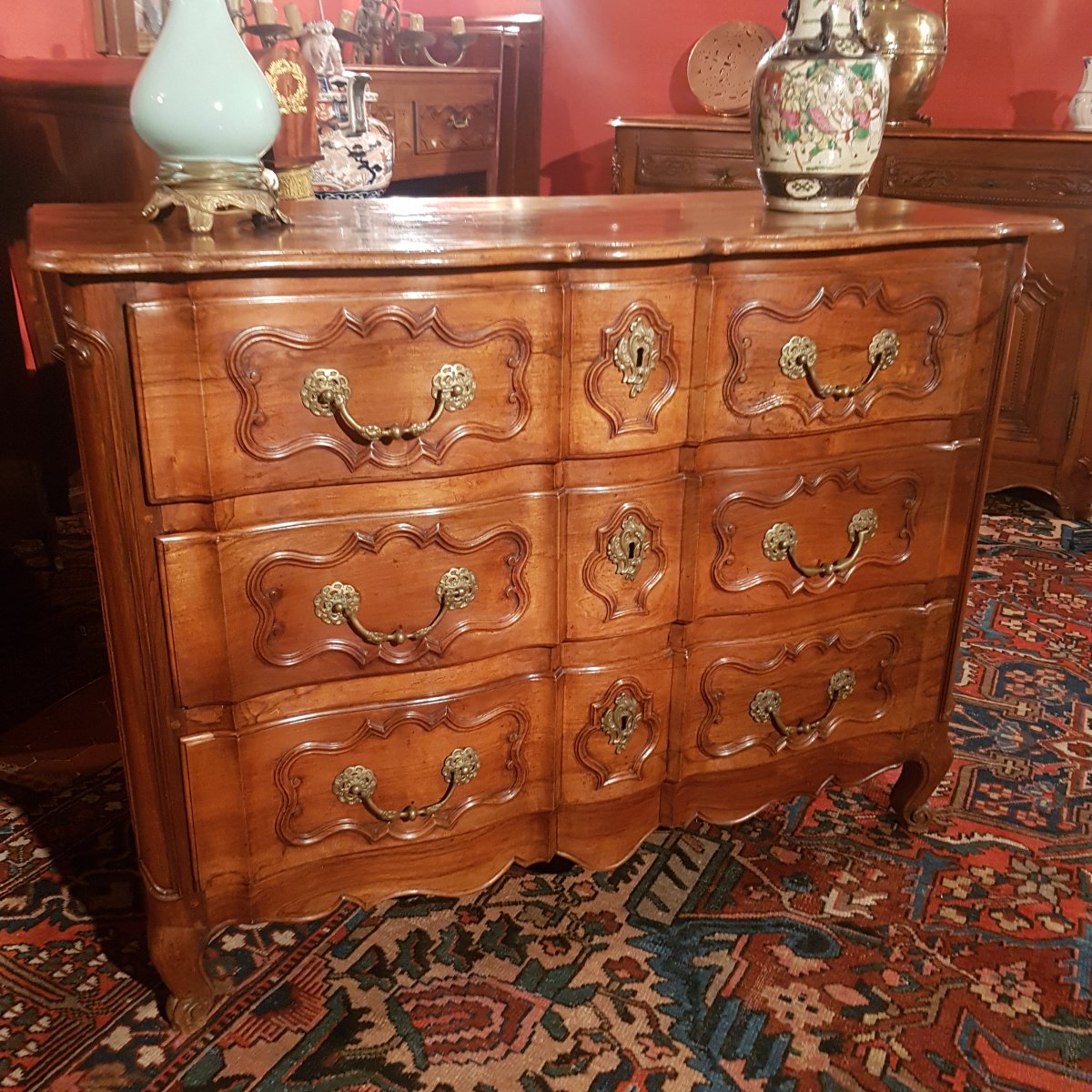 Louis XV-era Chest Of Drawers In The 