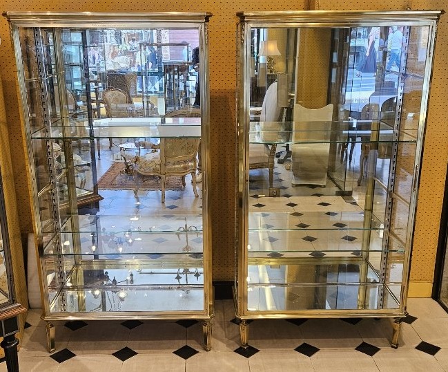 Paire de vitrines en laiton et bronze du début du XX° Siècle. Maison Muller -Domange.-photo-3