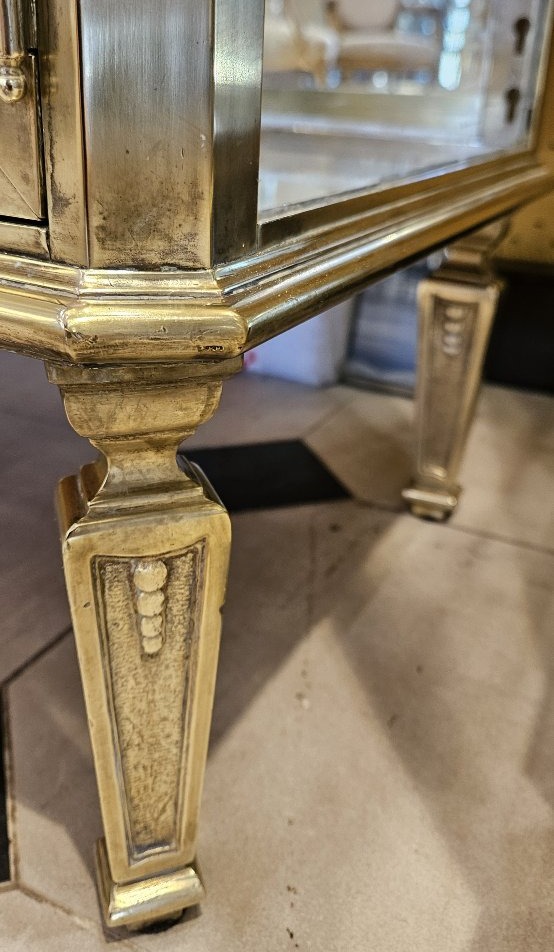 Paire de vitrines en laiton et bronze du début du XX° Siècle. Maison Muller -Domange.-photo-3
