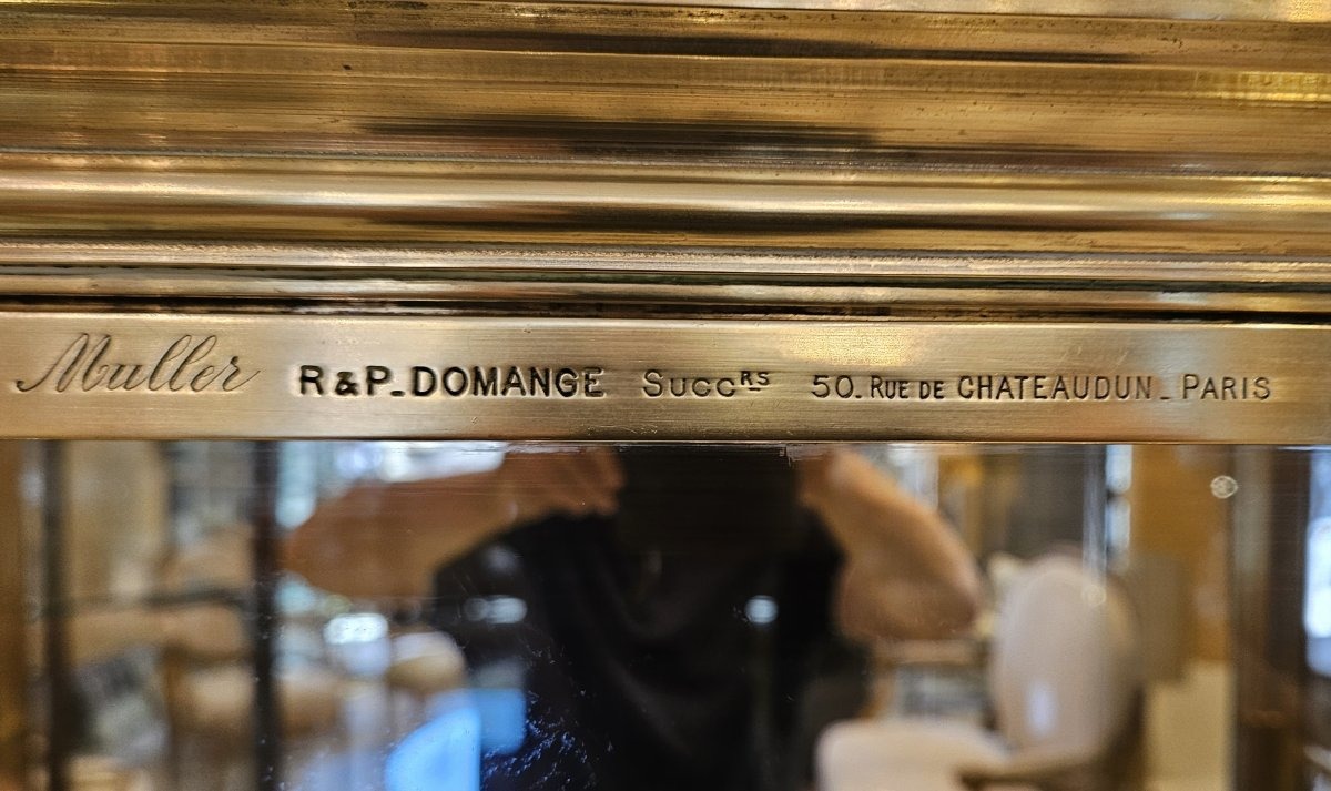 Paire de vitrines en laiton et bronze du début du XX° Siècle. Maison Muller -Domange.-photo-8