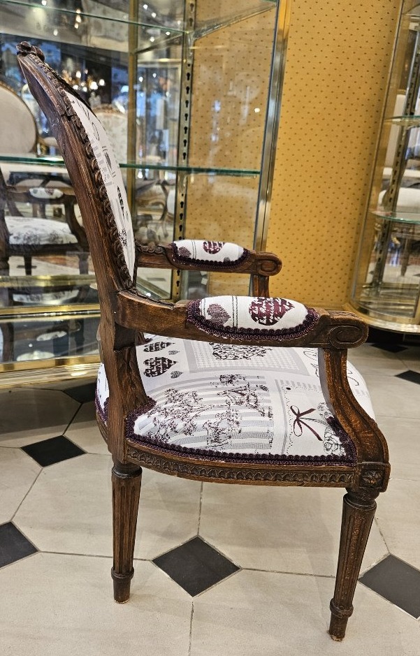 Fauteuil d'Enfant De Style Louis XVI. Fin XIXème Siècle.-photo-3