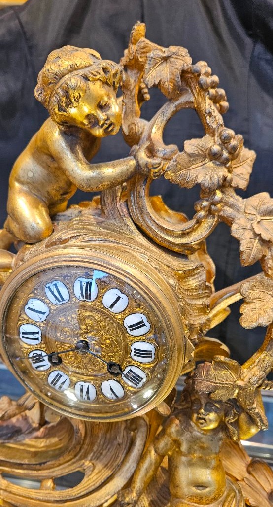 Pendule en bronze aux 2 amours . XIX siècle.-photo-3