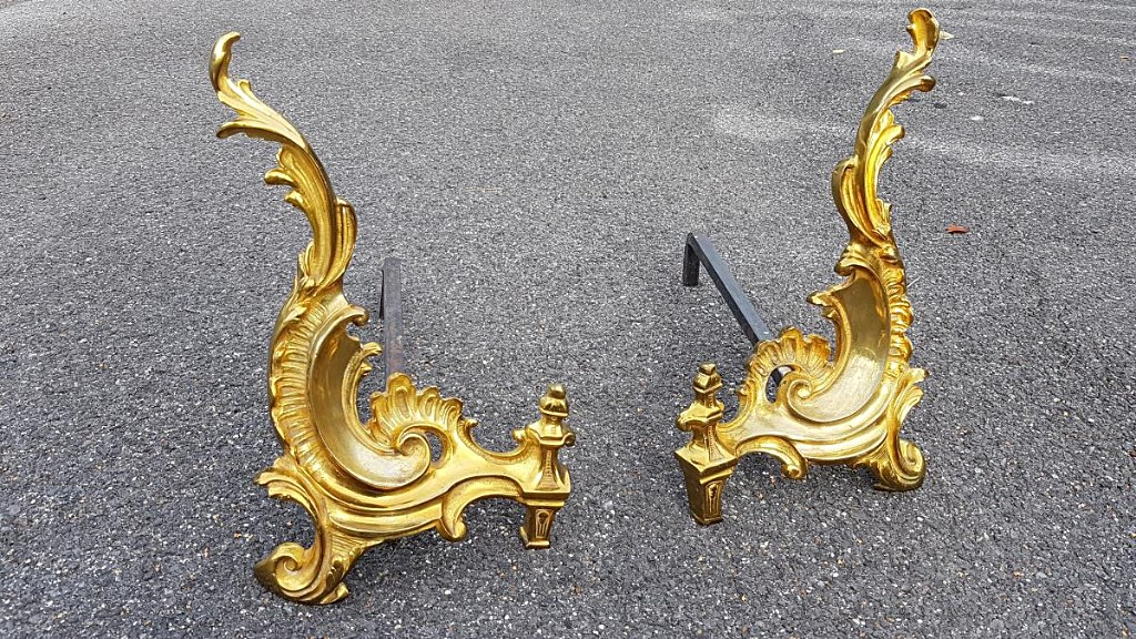 Paire de chenets de style Louis XV en bronze doré.-photo-3