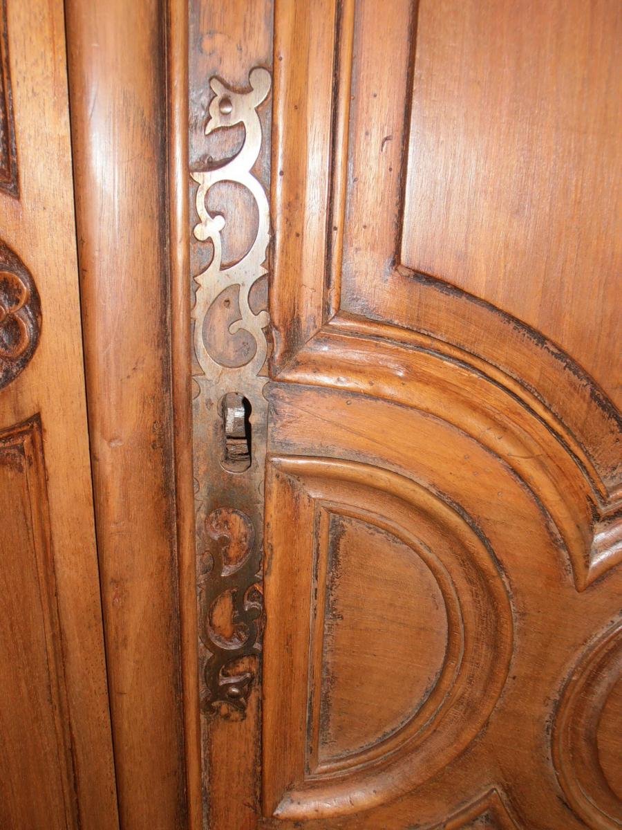 Wardrobe In Walnut Wood " Ile De France" From The Eighteenth Century.-photo-7