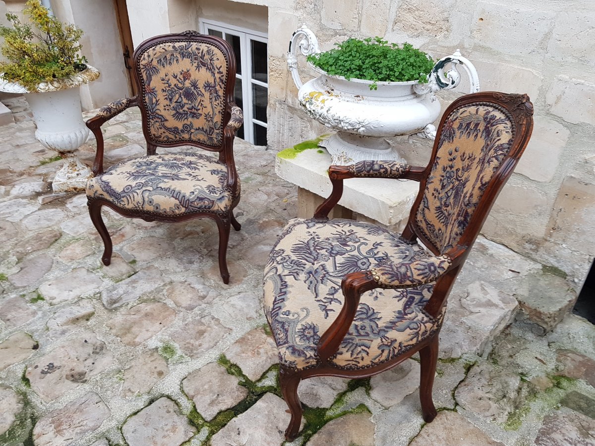 Two Cabriolet Chairs  XVIII° Century.-photo-4