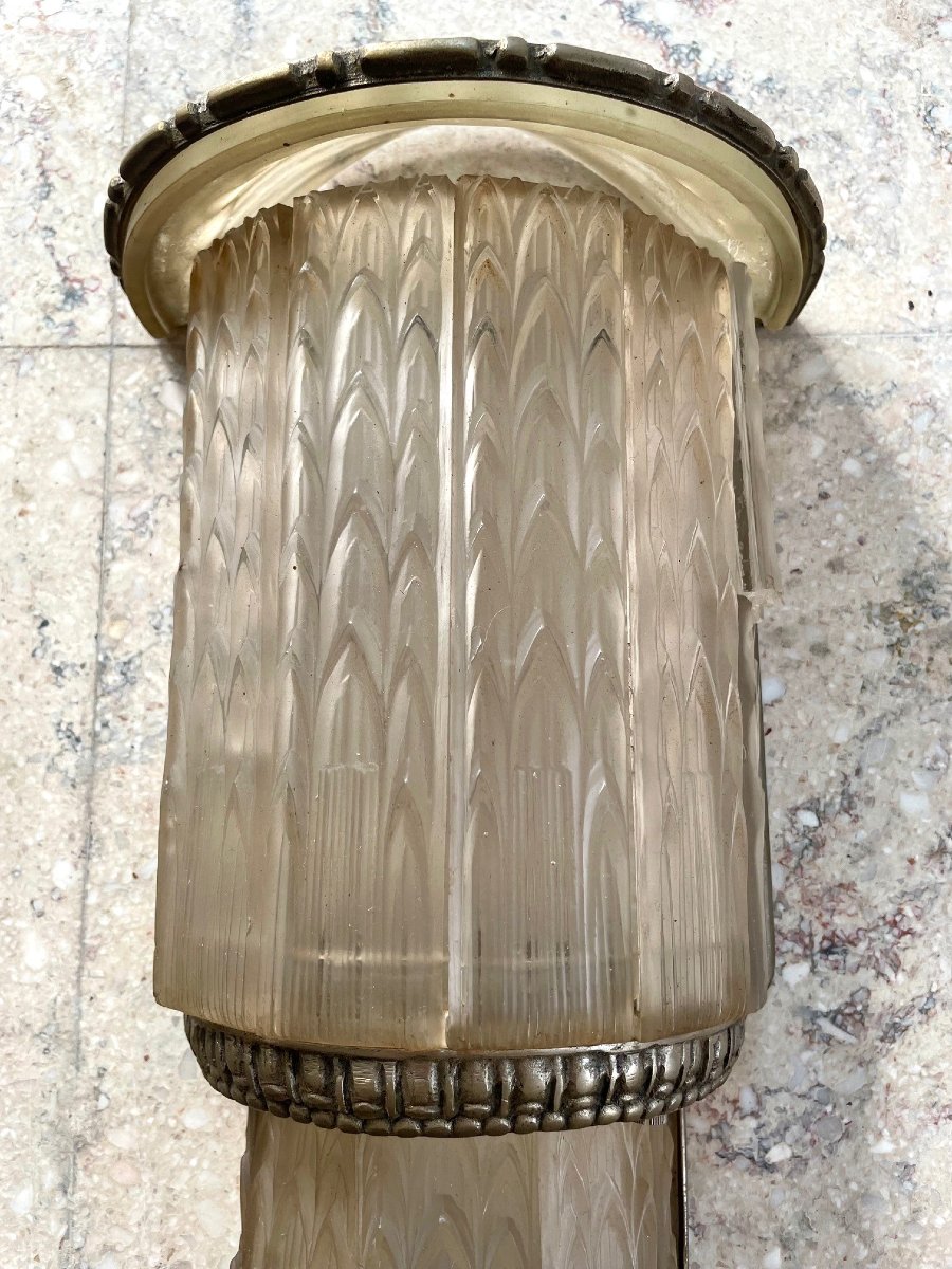 Large Pair Of Art Deco Glass And Bronze Wall Lights-photo-2