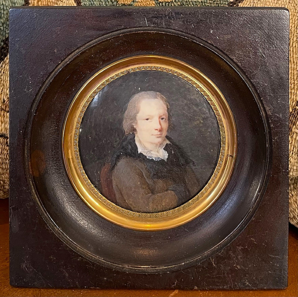 Portrait d'homme assis, miniature ancienne