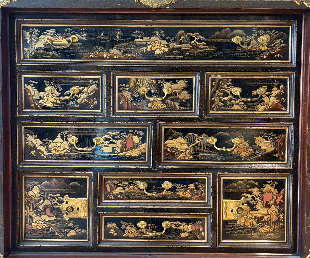 Japanese Lacquer Cabinet -photo-1