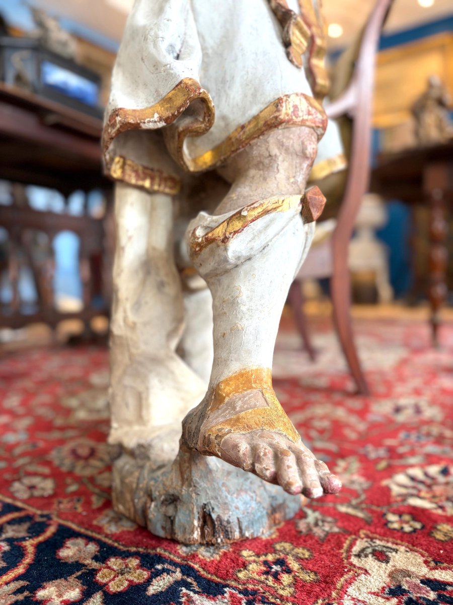 17th Century Carved Wooden Figure-photo-1