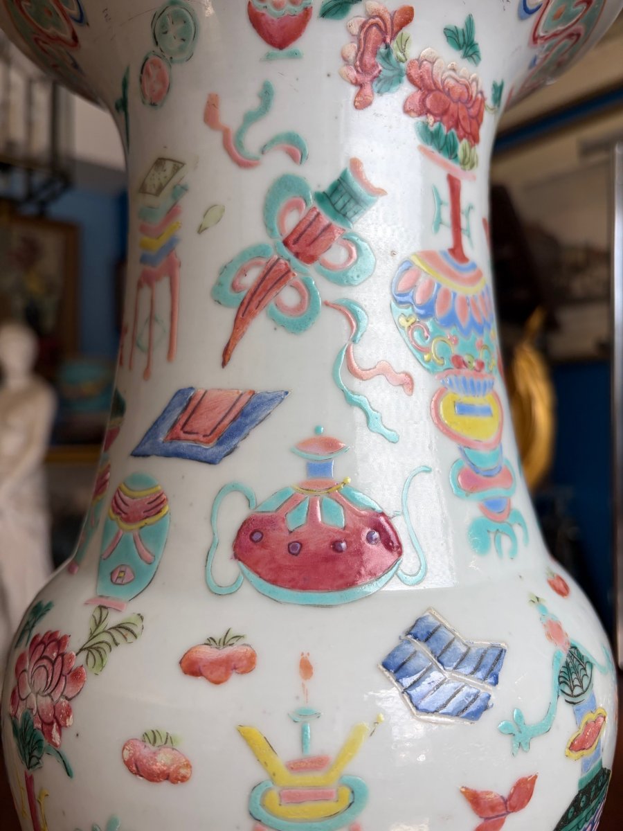 Chinese Vase With Scholars' Artifacts-photo-2